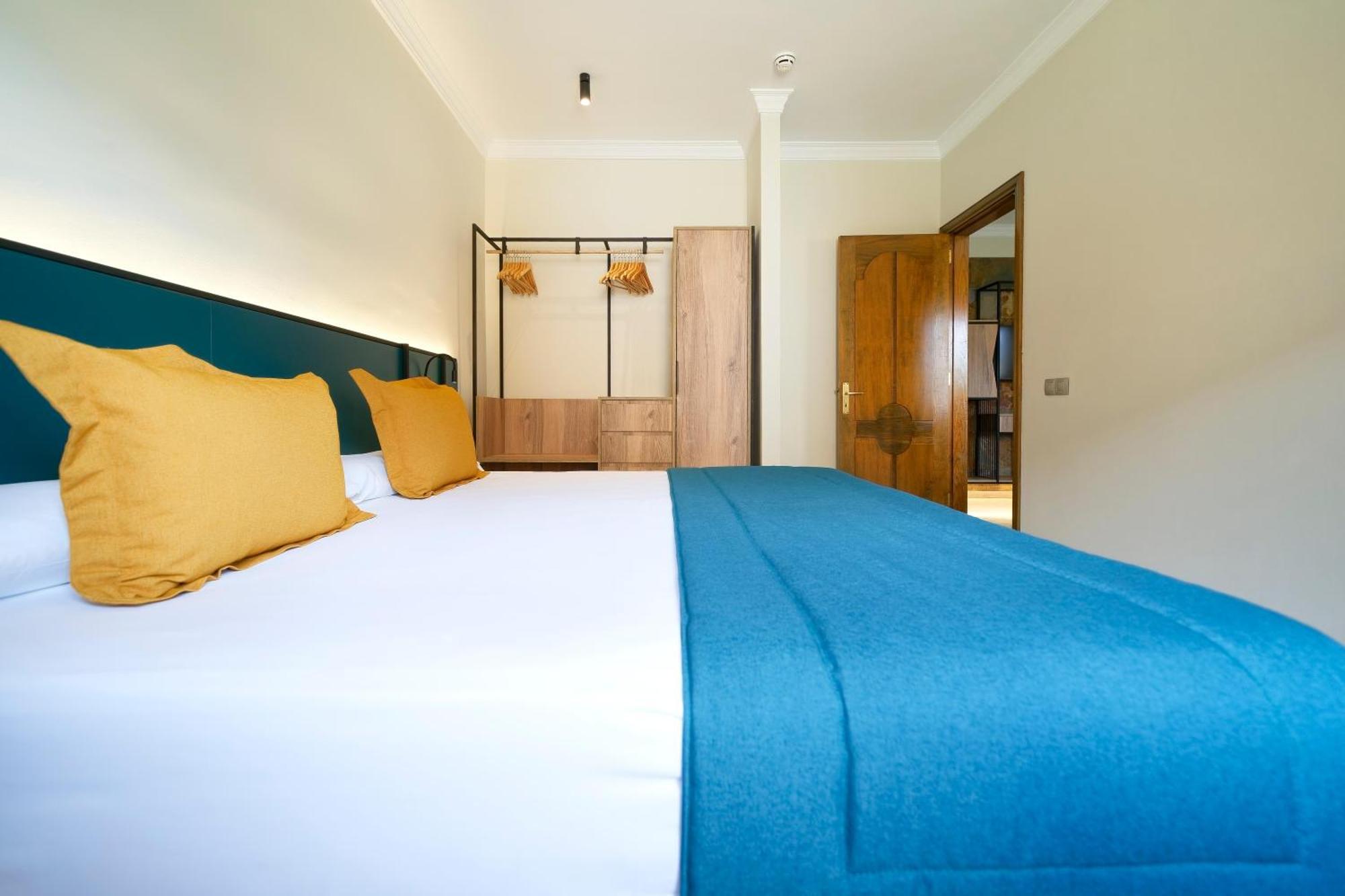2 Bedroom Family Suite Senior